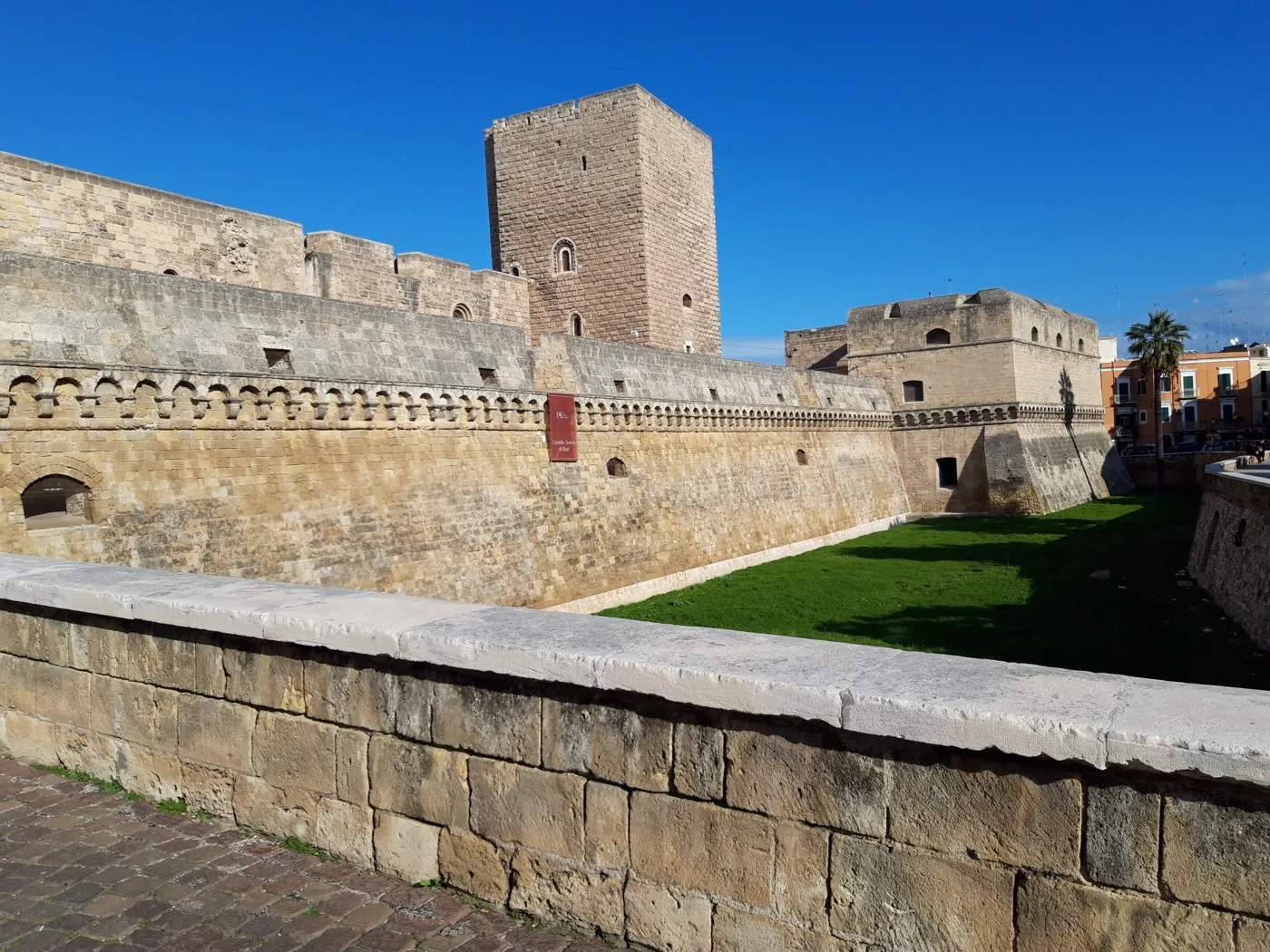 Castello Svevo — Bari 3