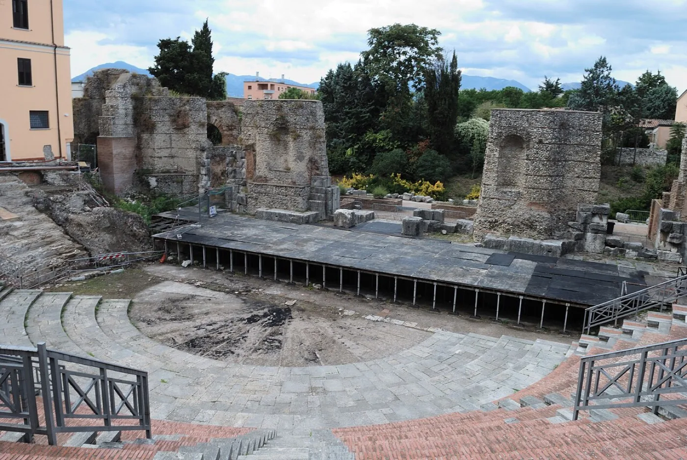 Teatro Romano di Benevento — Benevento 12
