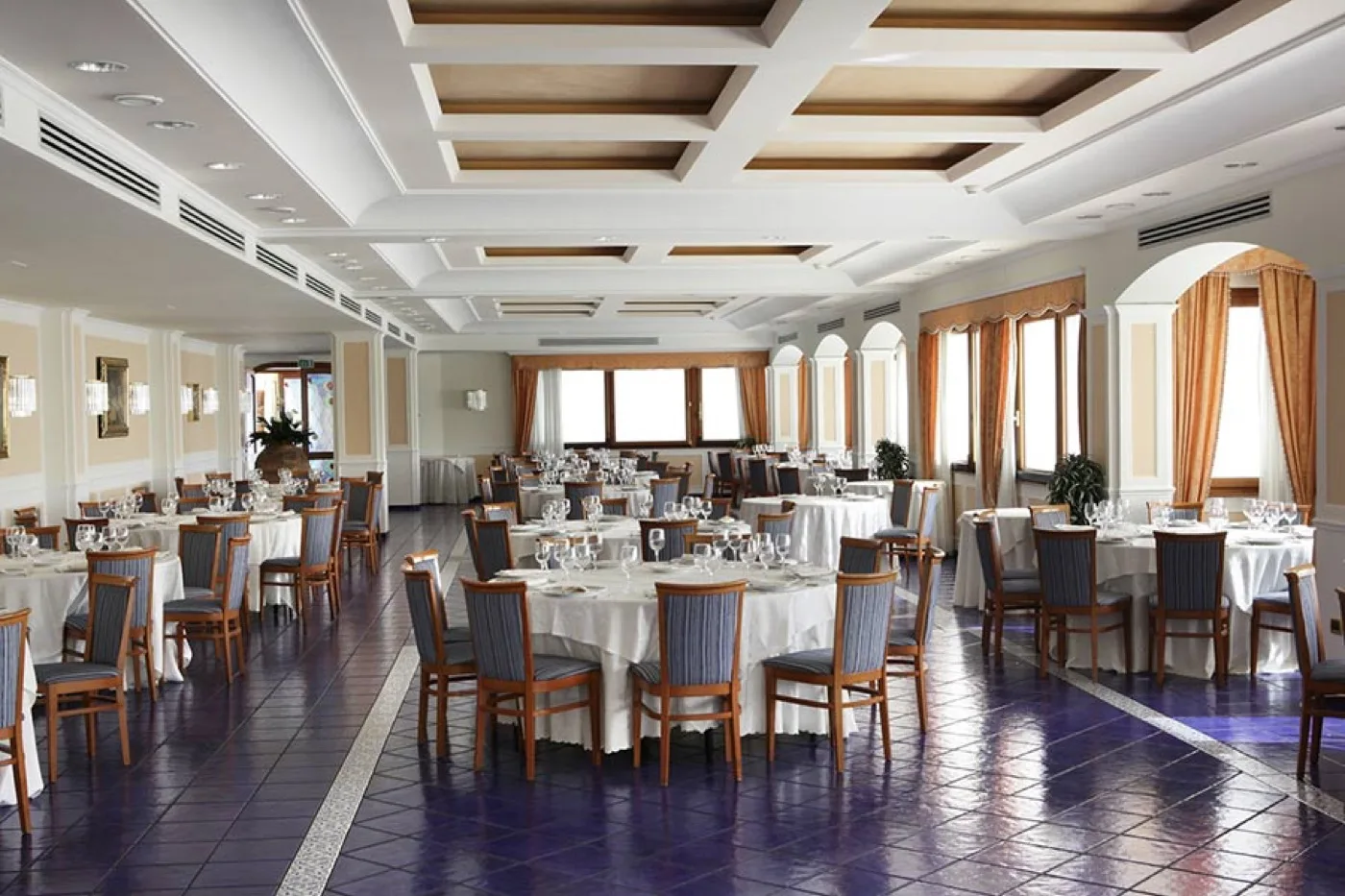 Lloyd's Baia Hotel — Salerno 7